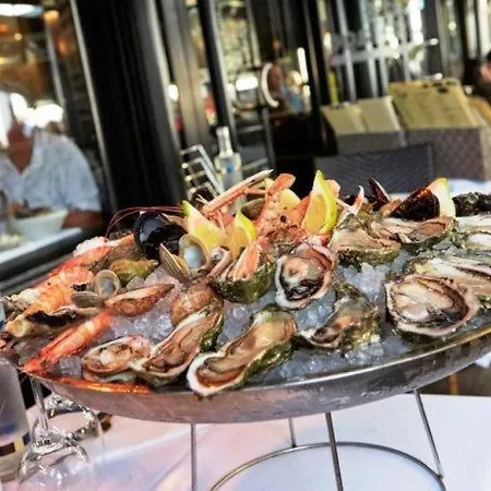 Quai 22 Vue Port ! Nyaraló