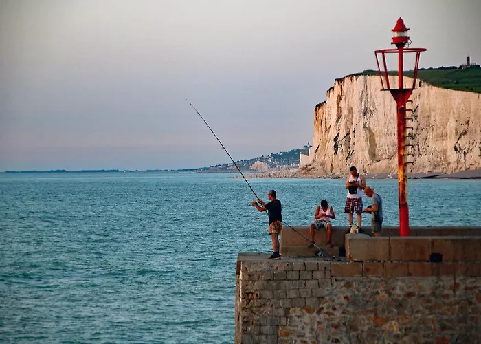 Quai 22 Vue Port ! * Le Treport