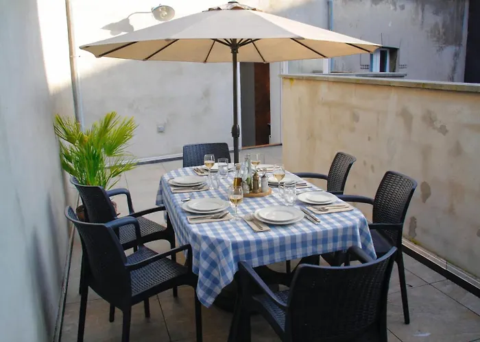 Quai 22 Vue Port ! *